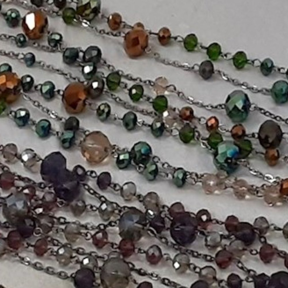 Sweet Romance Iridescent Glass Beads Necklace